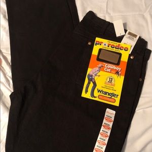 Wrangler NWT Vintage 40x30 Black Cowboy-Cut Boot-Cut Jeans 13MWZKL